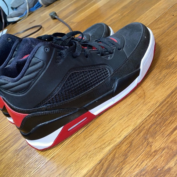 Jordan Air Flights - Picture 4 of 5